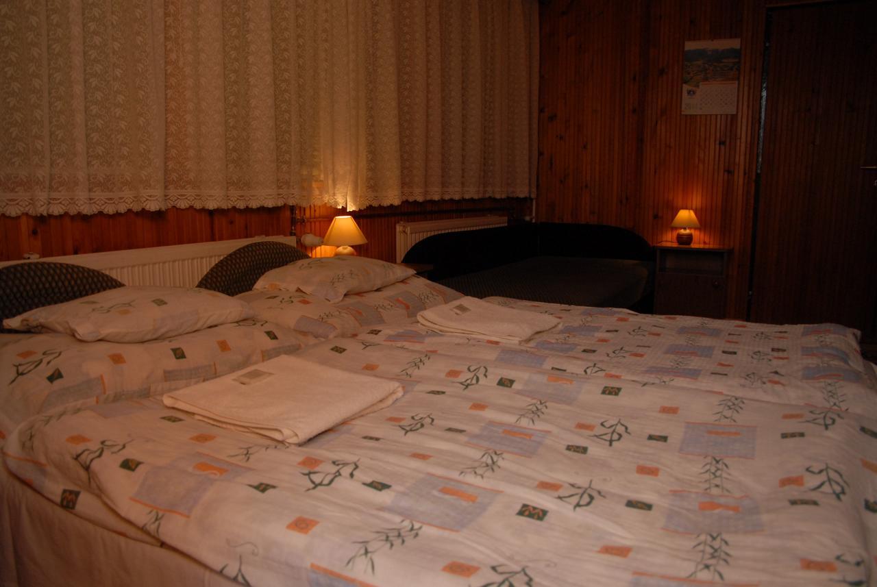Bed and Breakfast Belko Panzio Belapatfalva Pokoj fotografie